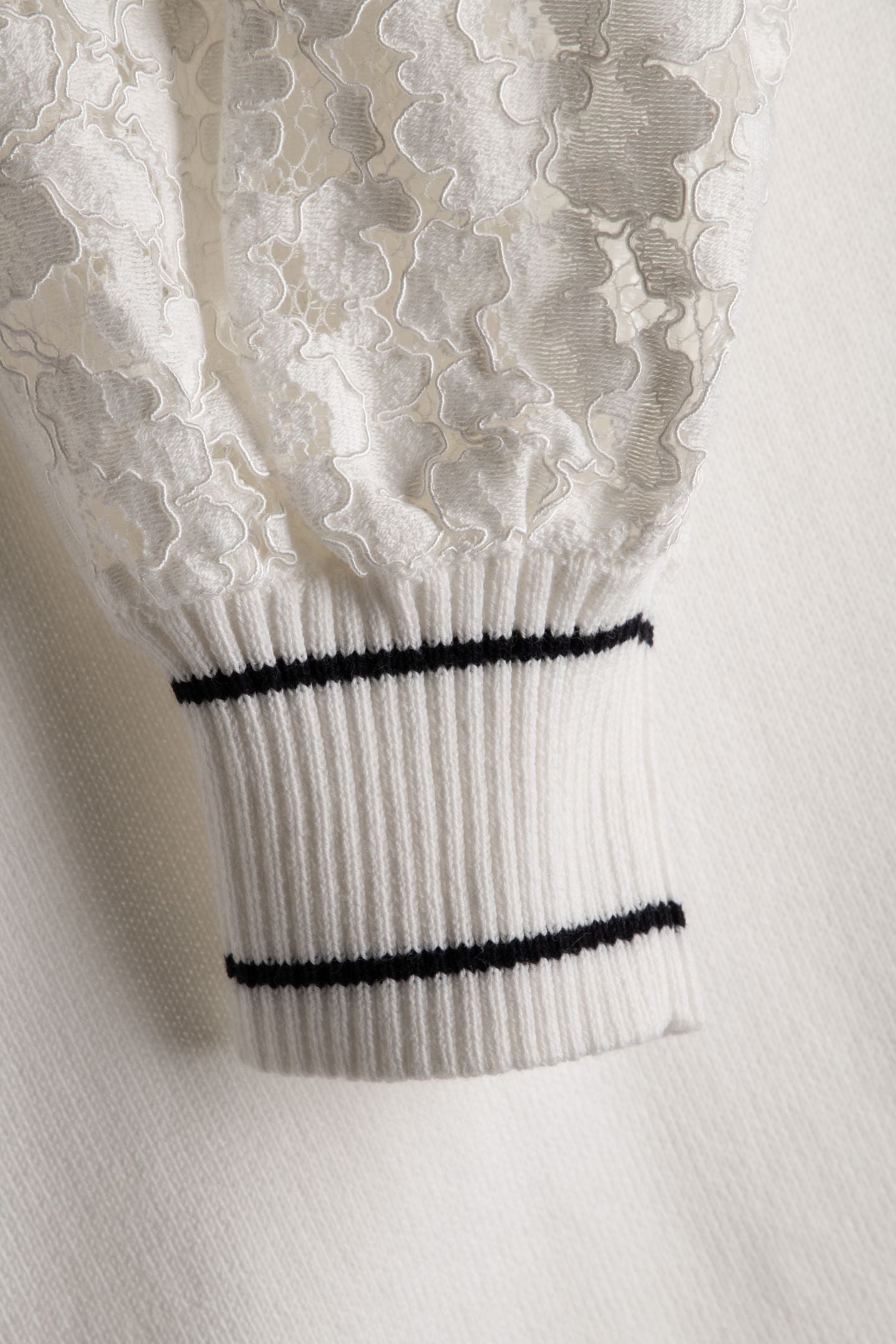 KNITWEAR WHITE 4