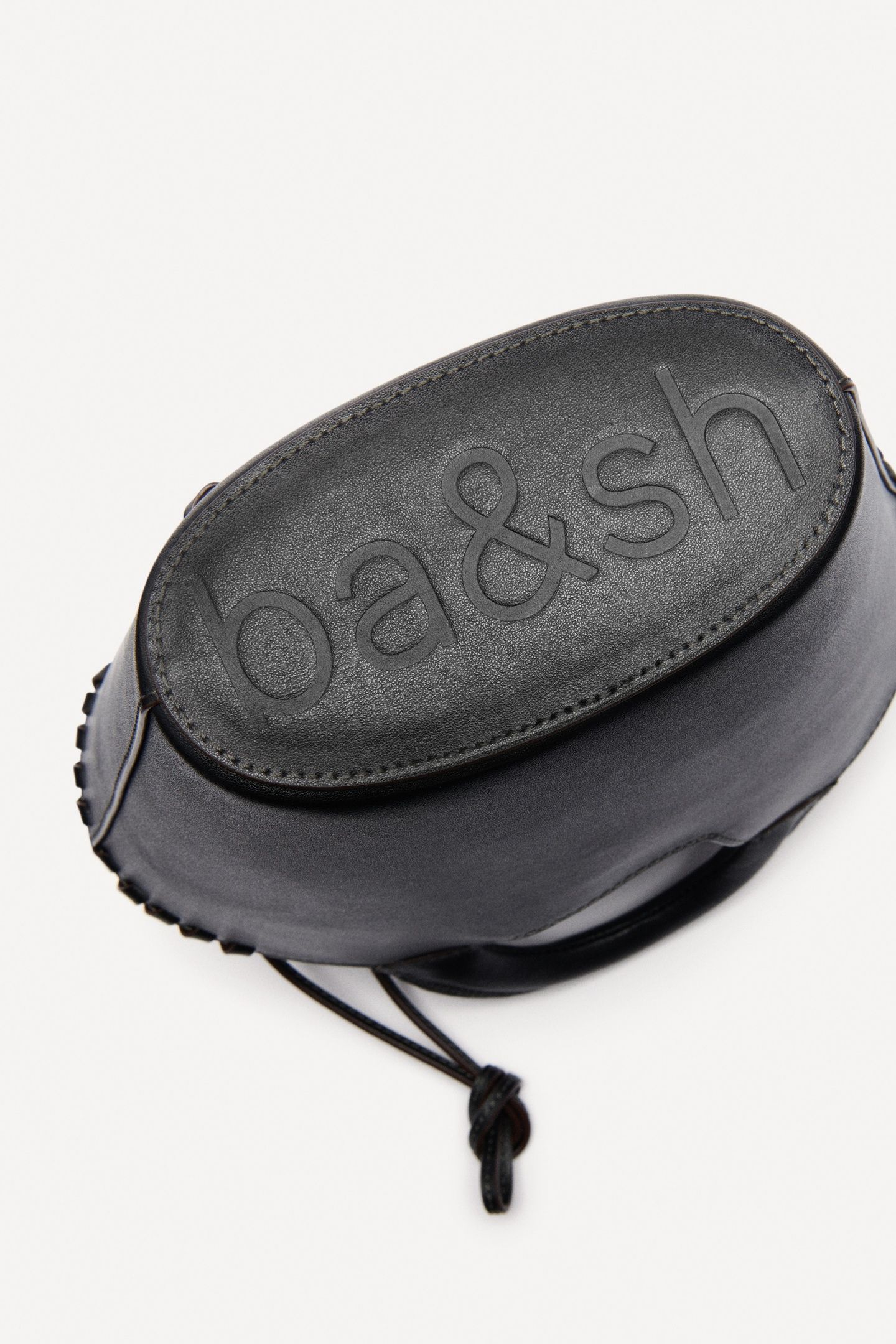 HAND BAG BLACK 2