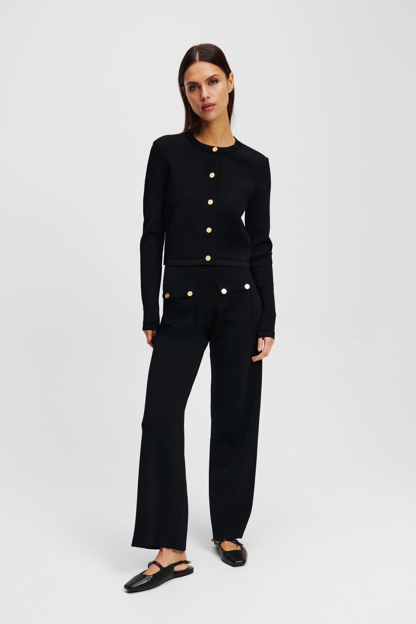 BUTTON CARDIGAN BLACK 3