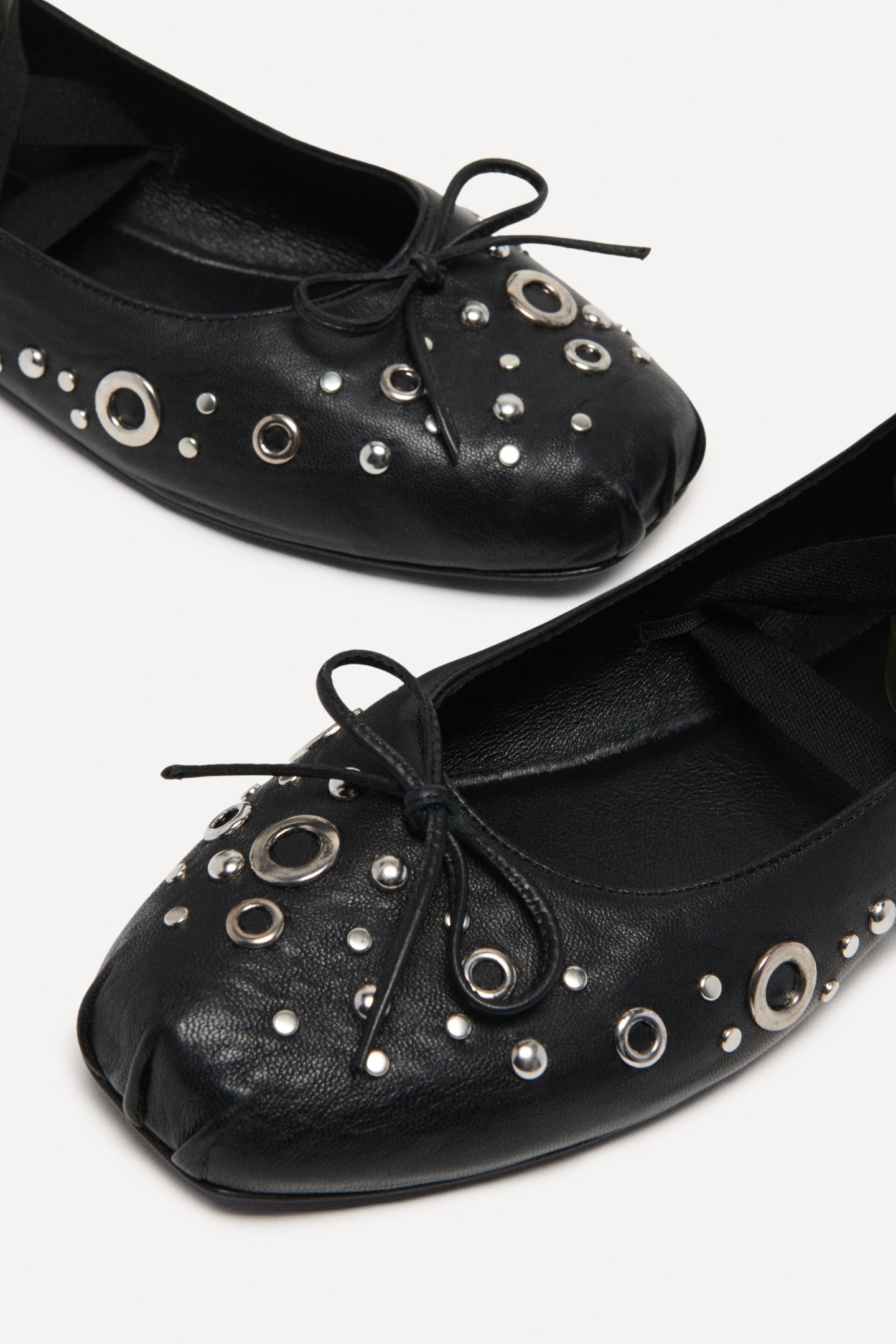 BALLERINAS BLACK 4