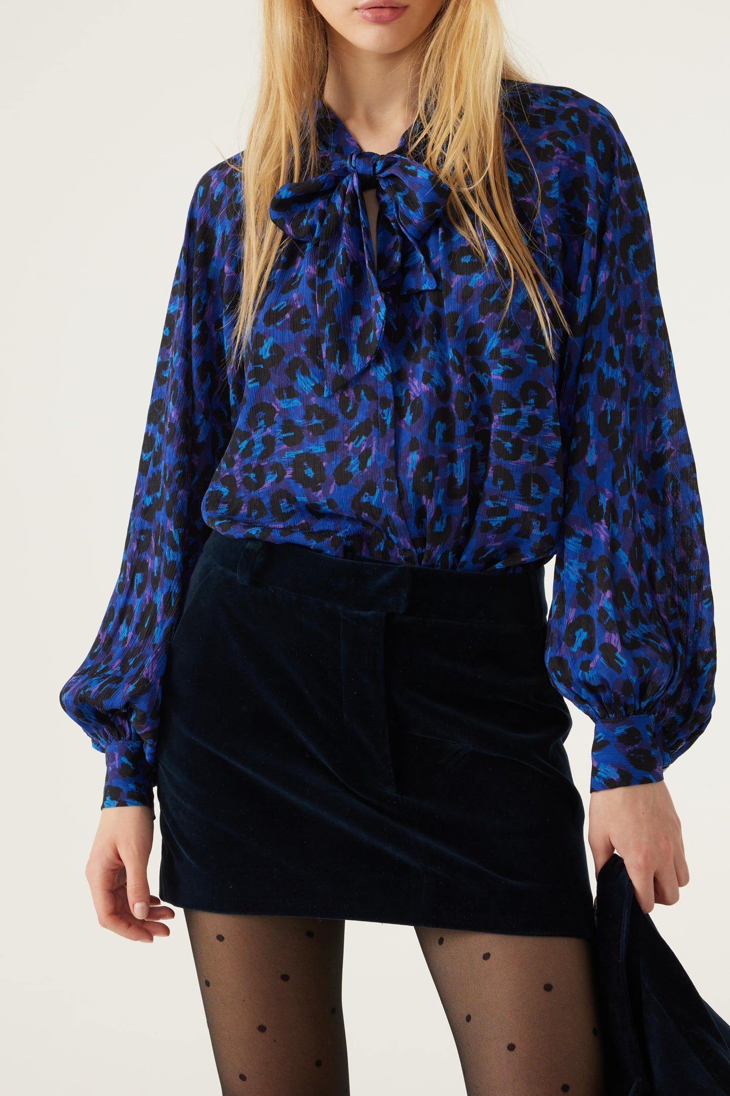 LONG SLEEVES BLOUSE BLUE 1