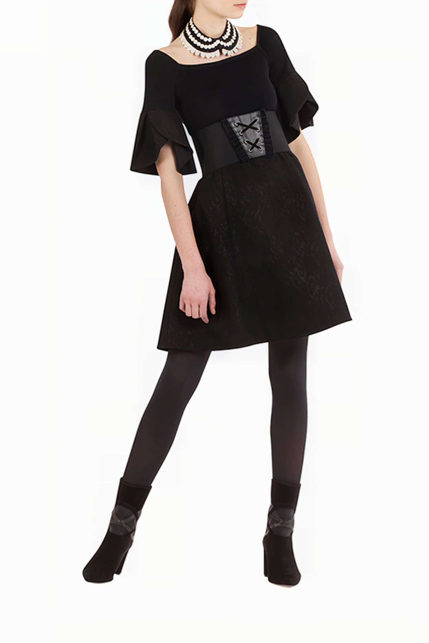 EVAELLE BLACK 1