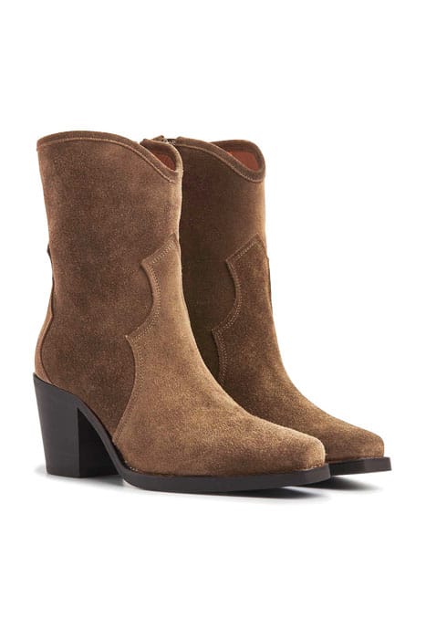 ANIKA CLIFF BROWN 2
