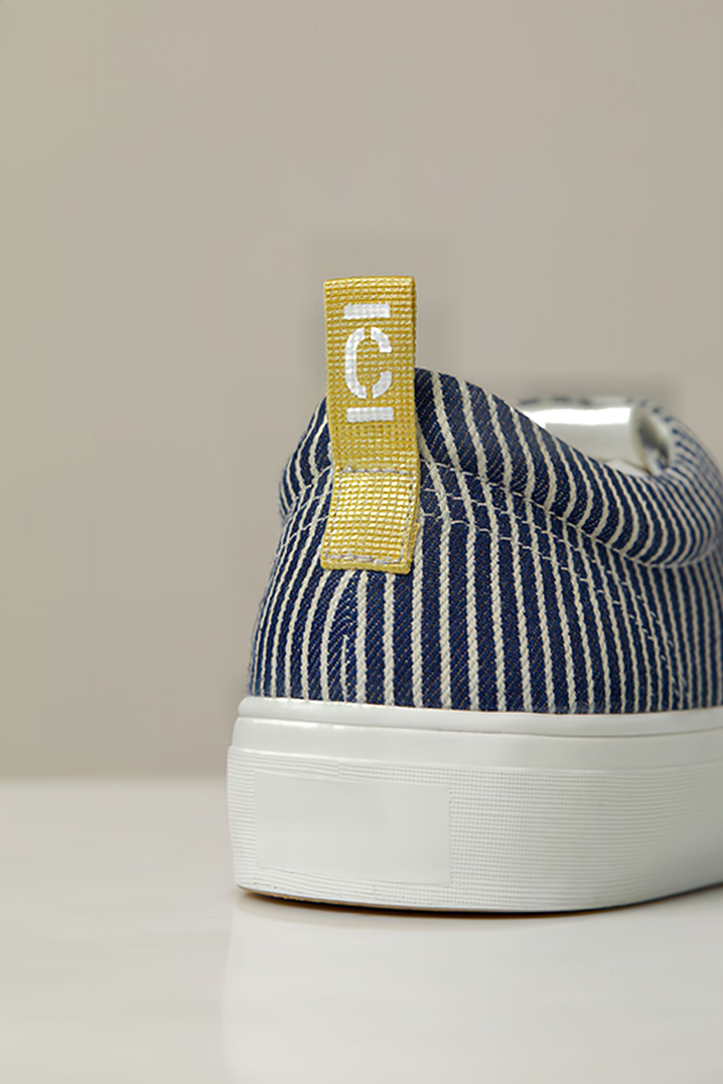 CHILLI MID BLUE 4