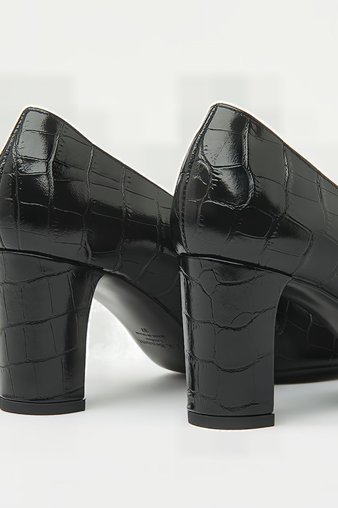 WINOLA BLACK 3