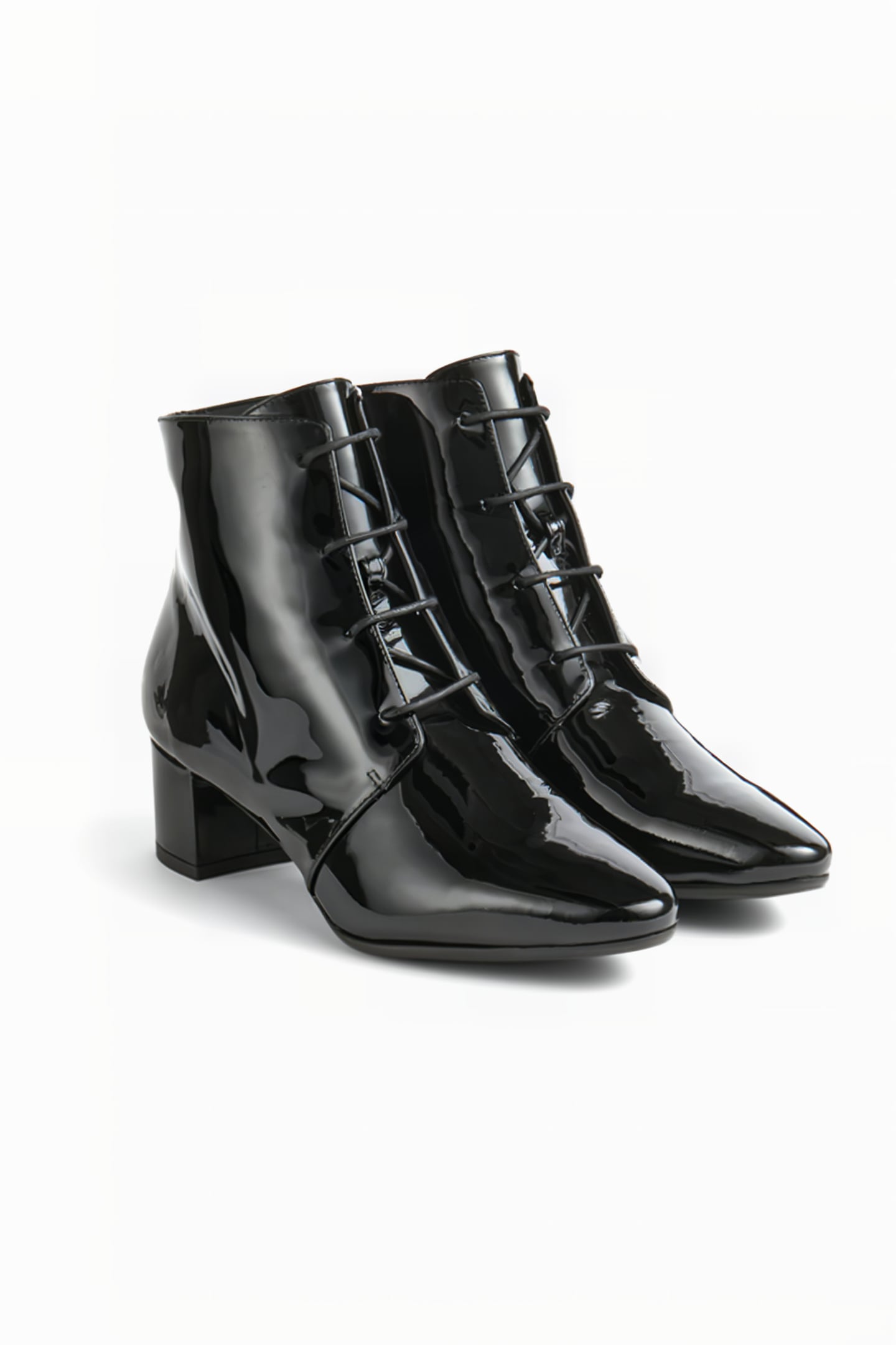 LOLA BLACK 2