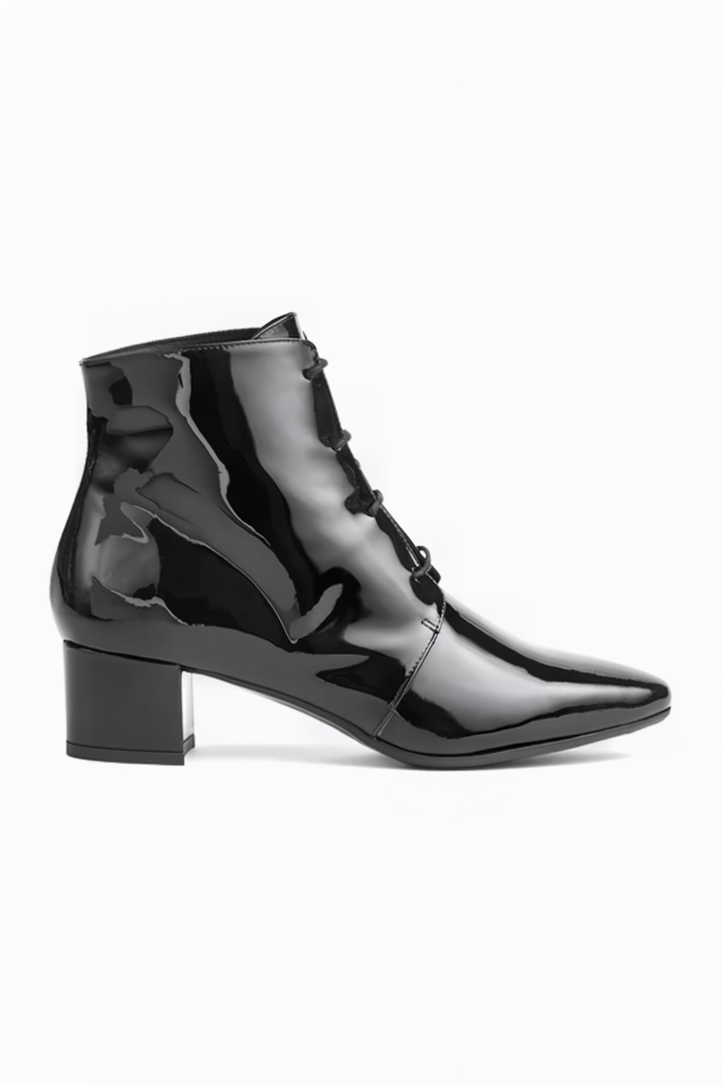 LOLA BLACK 1
