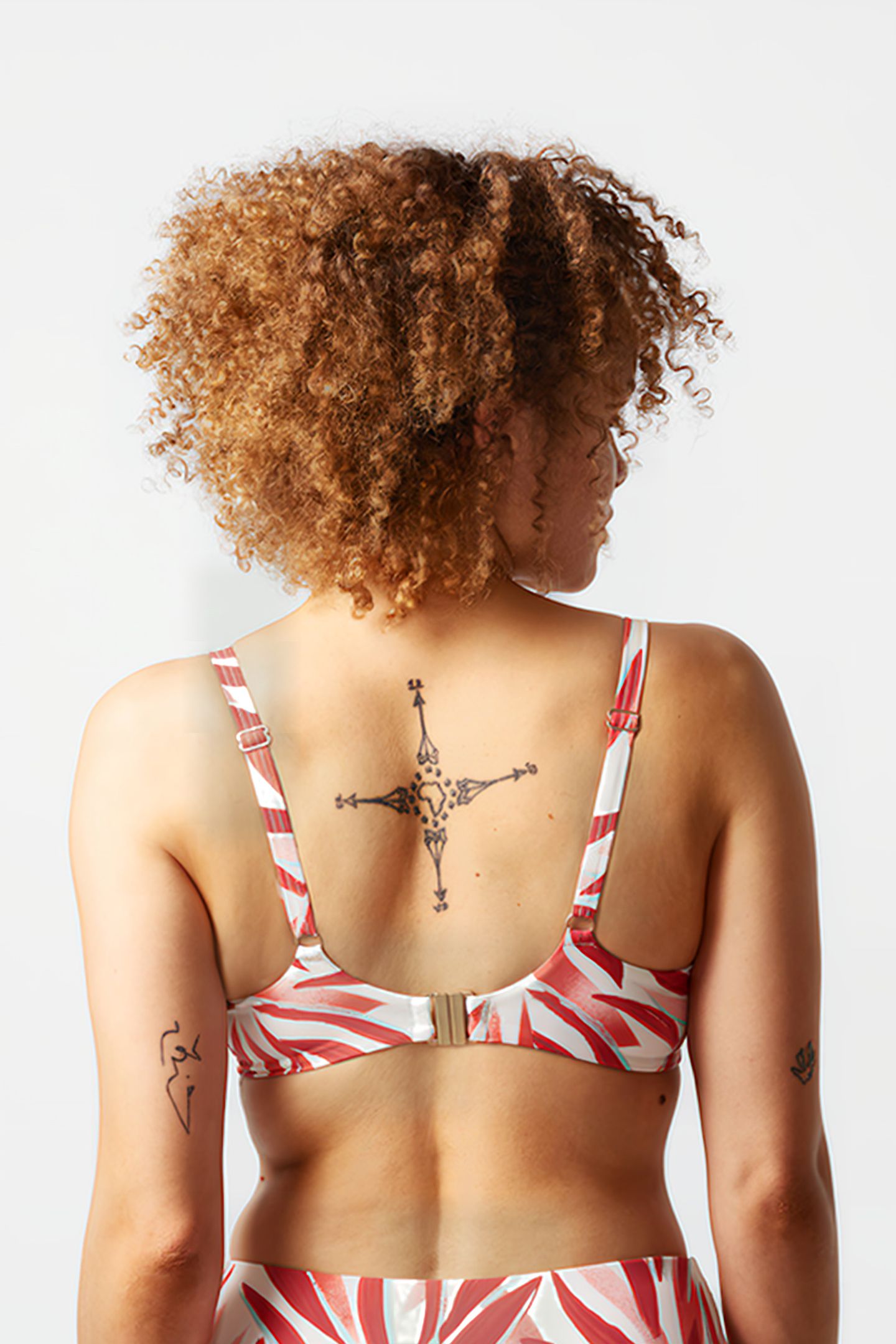 SW BRA TSHIRT RED LEAVES 3