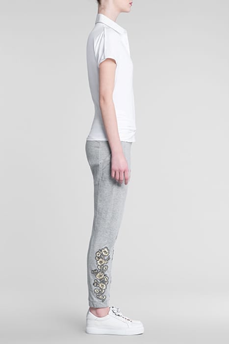 UJAN WHITE 4