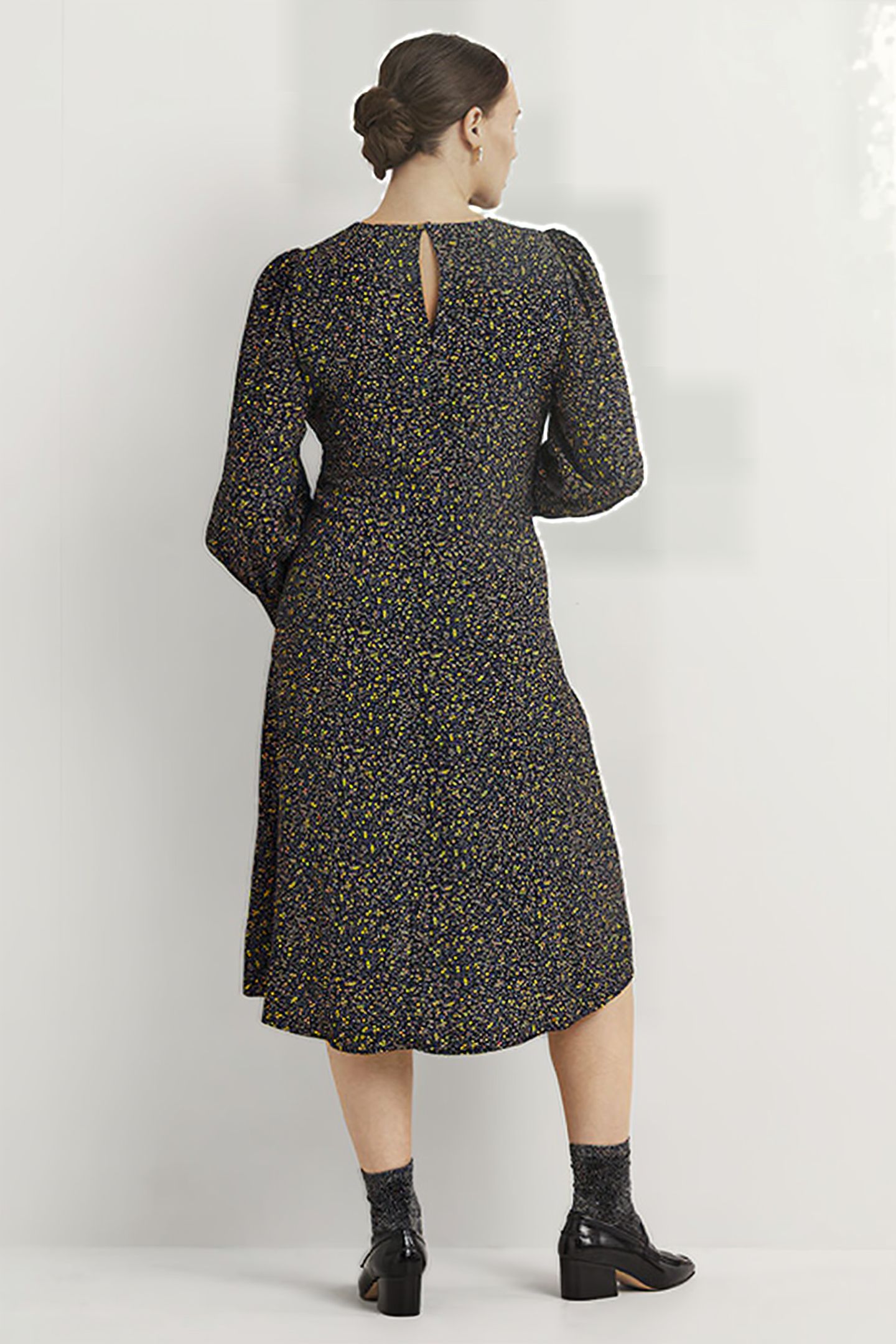 SMOCKED CUFF MIDI DRESS BLK 2
