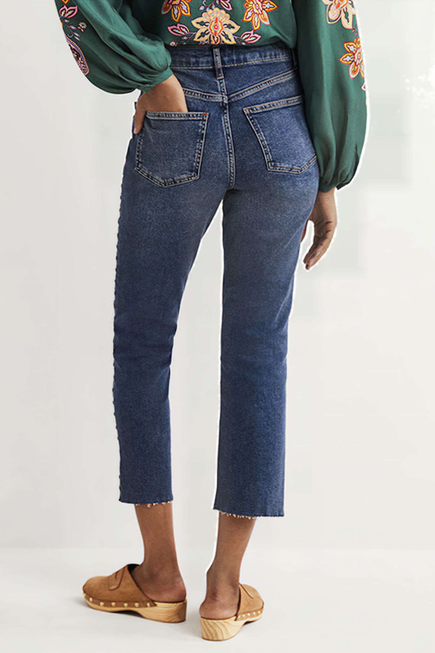 RELAXED STRAIGHT STUDDED JEANS DEN 2