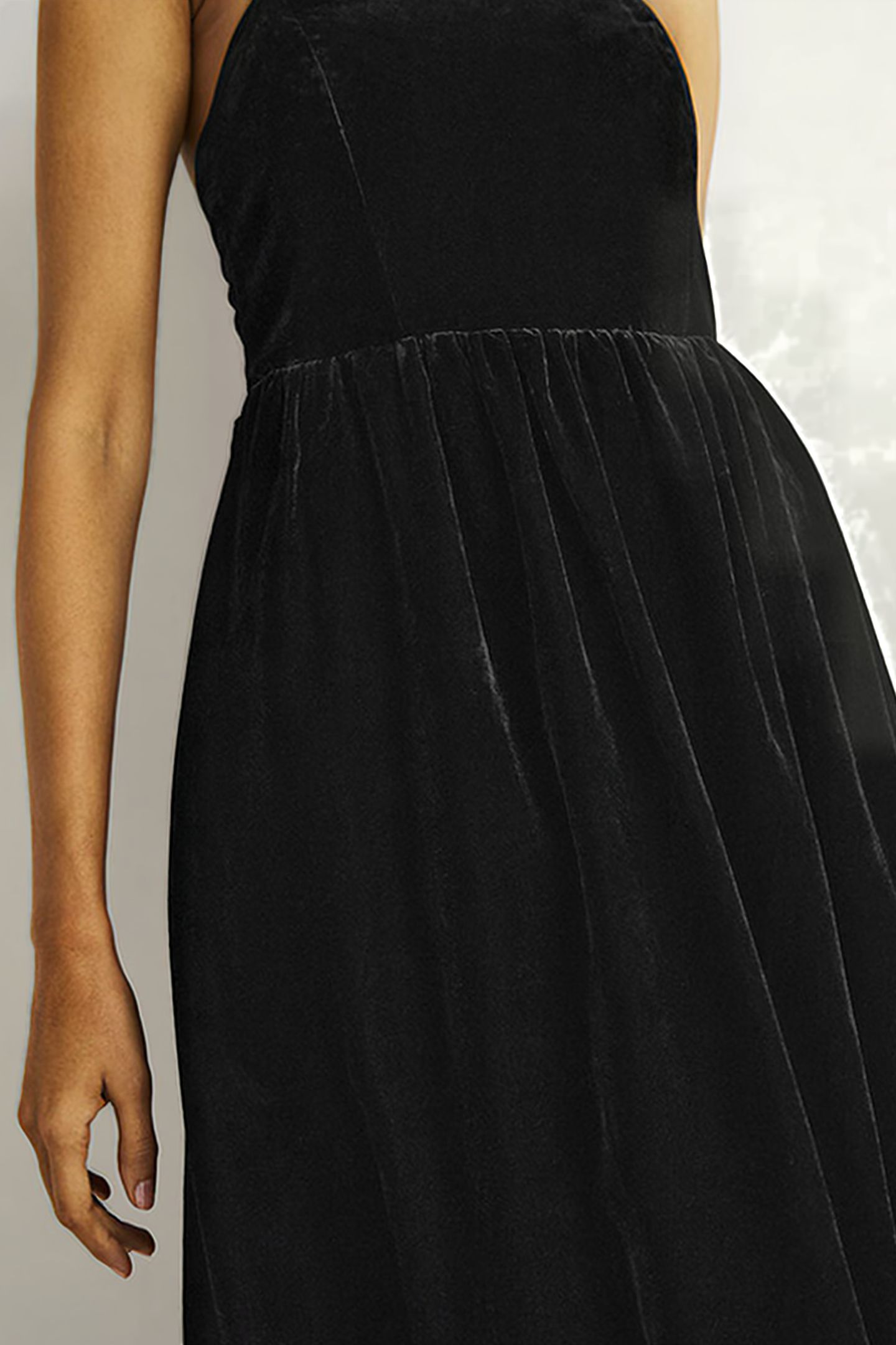 STRAPLESS VELVET MIDI DRESS BLK 4