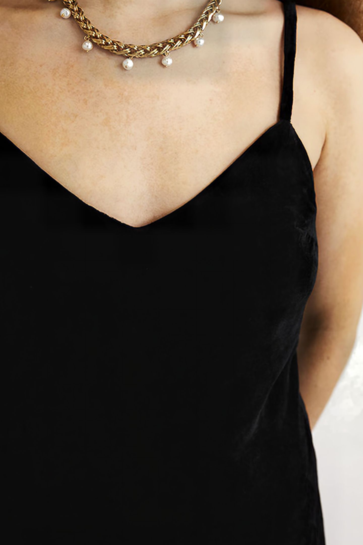 VELVET SLIP MIDI DRESS BLK 5