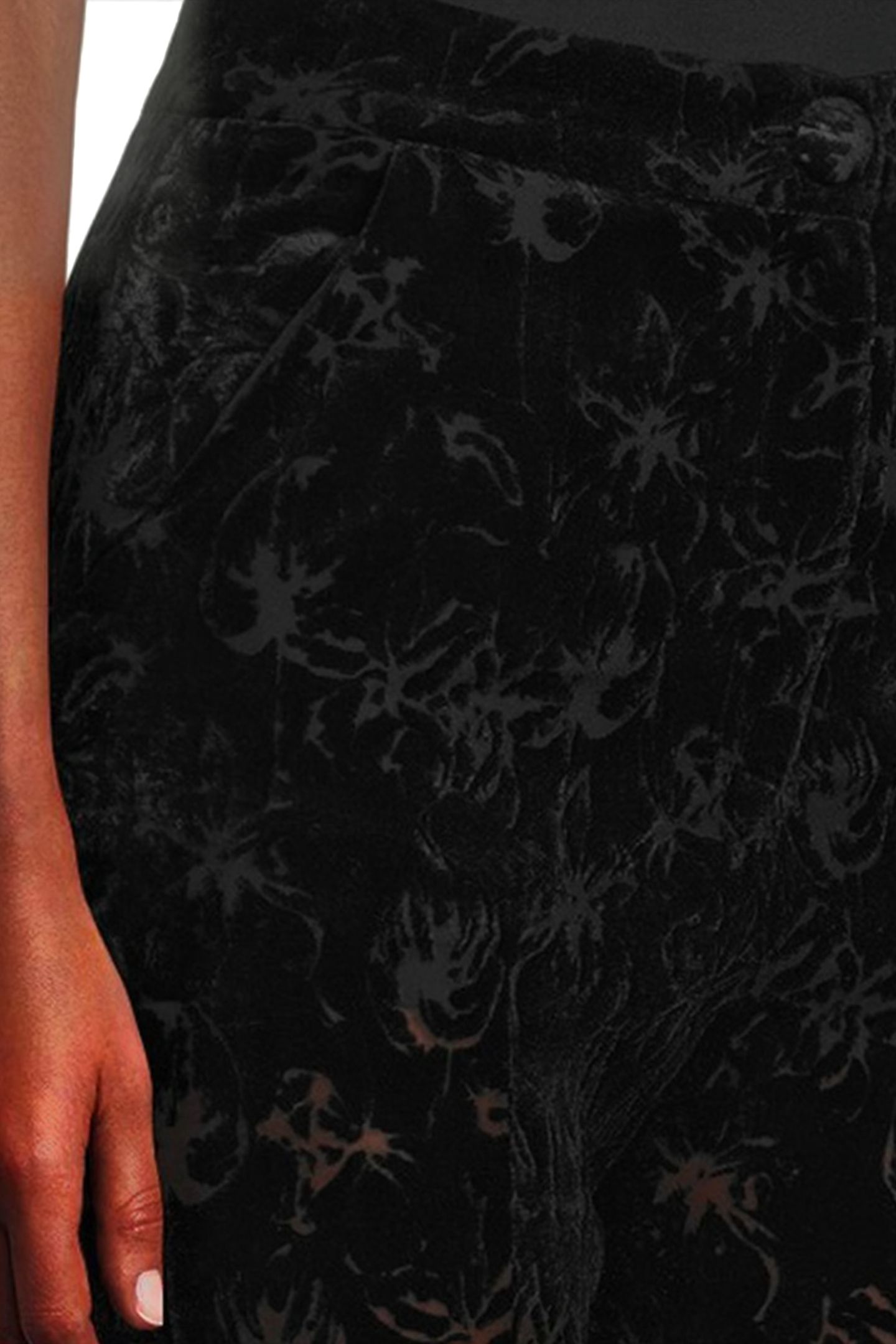 WOMEN‘S VELVET DEVORÉE PANTS BLACK 099 4
