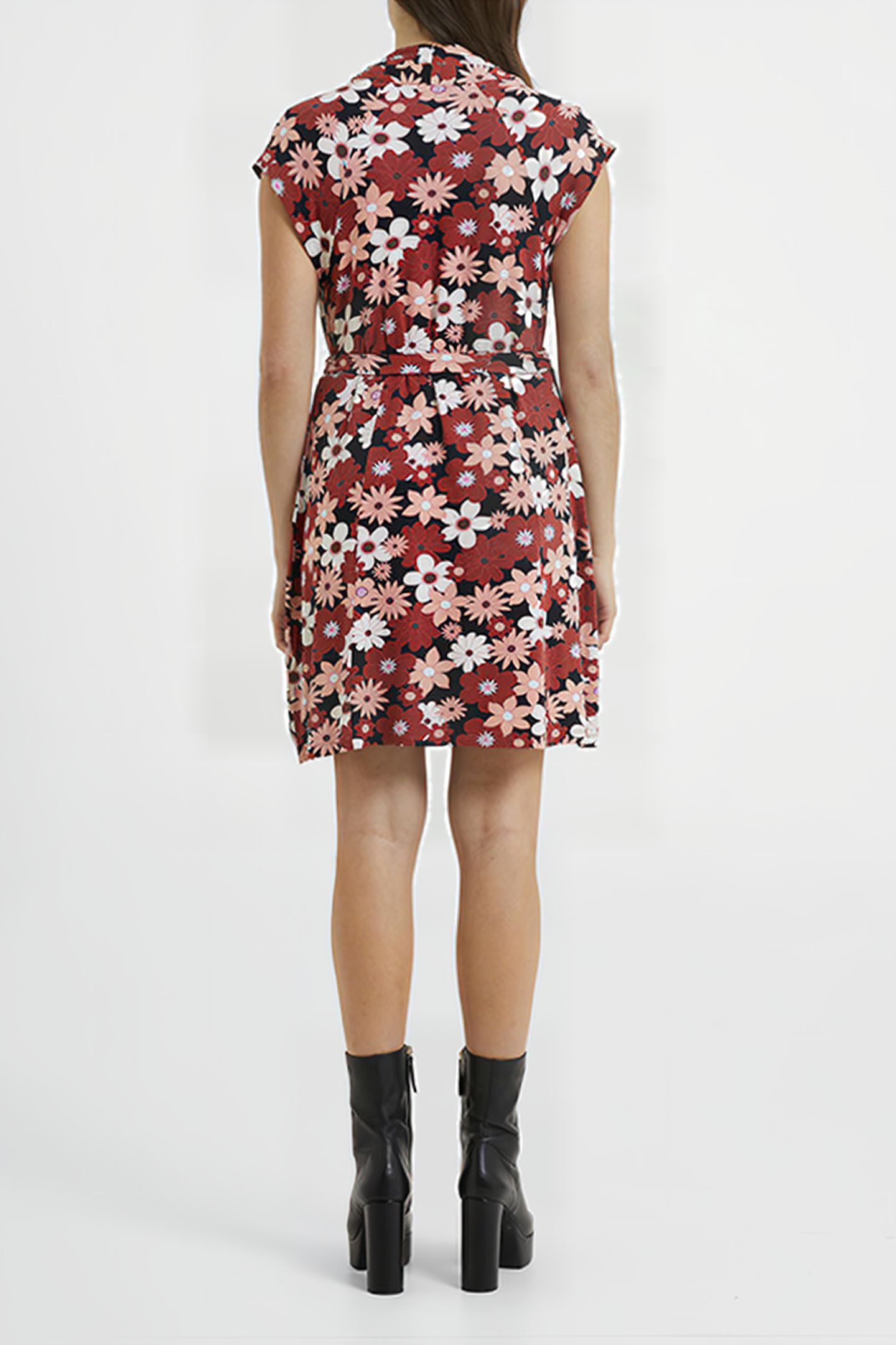 VEE SLEEVELESS S BLACK 4