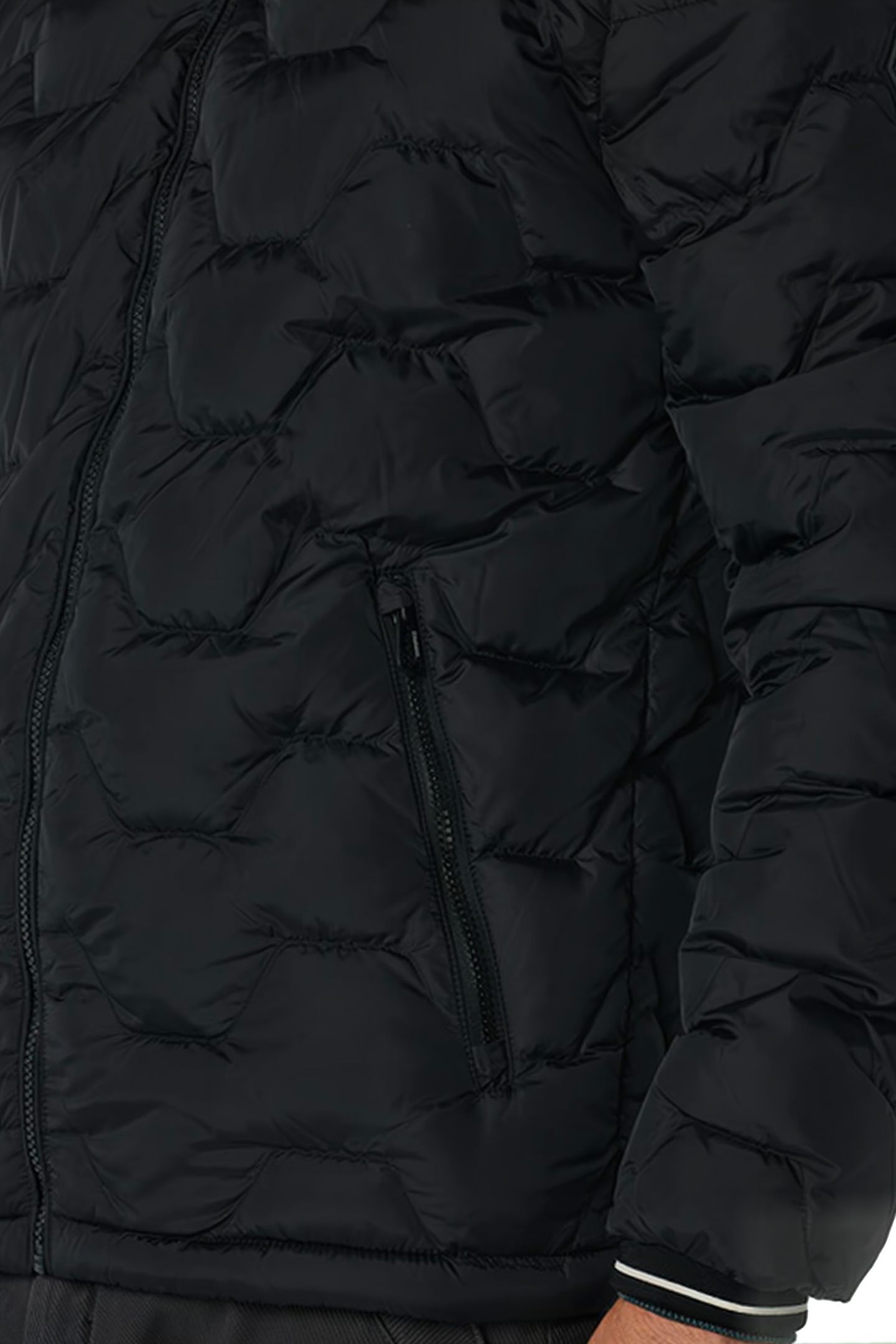JACKET SHORT FIT PADDED BLACK 5