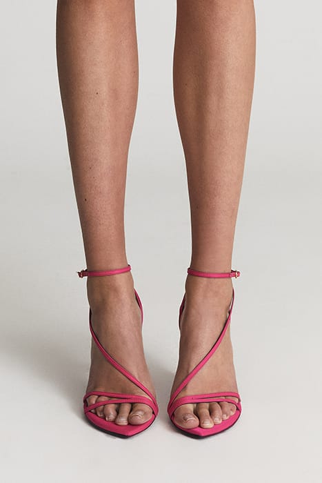 ADELA PINK DRESS — MEASUREMENTS OF MODEL 3