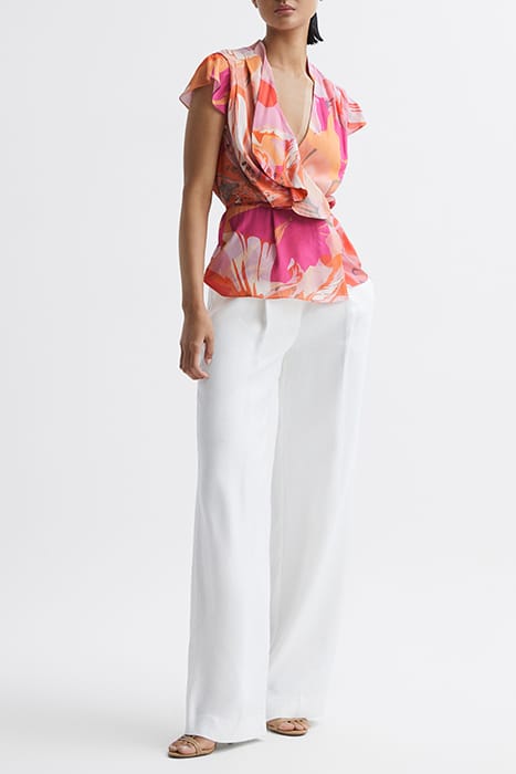 COREY BLOUSE PINK BLOUSES — MEASUREMENTS OF MODEL 3