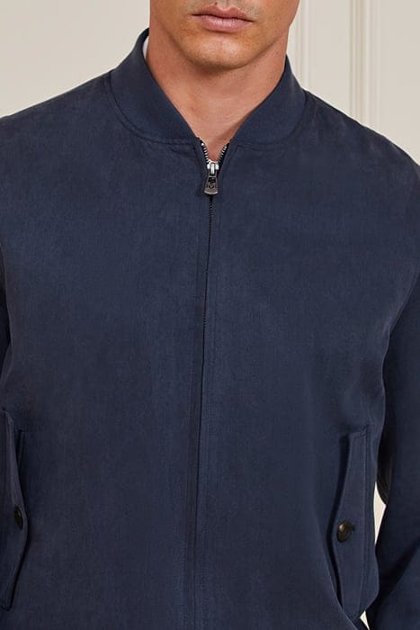 GUESS ECO CLASSIC BOMBER SMART BLUE 4