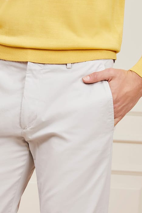 MARCIANO BY GUESS GREGORY NEW CHINO STONESAND 4