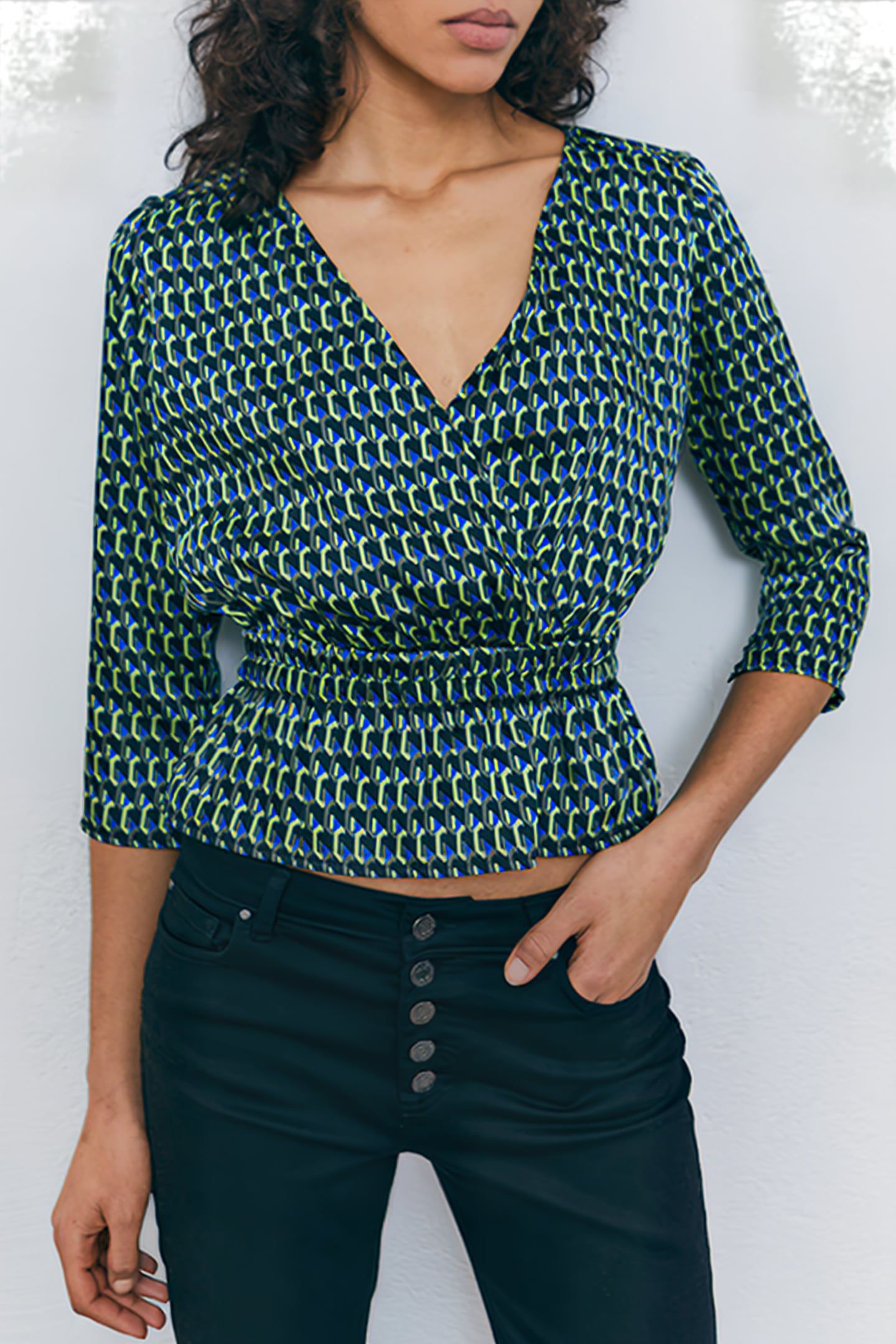 BLACK GRAPHIC PRINT WRAP BLOUSE 1