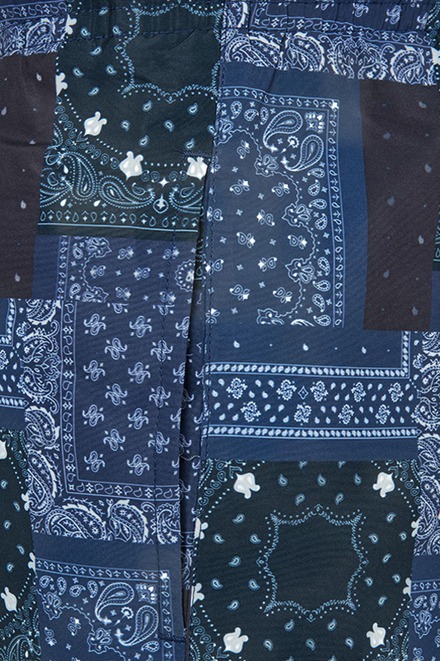 PATTERN SWIM SHORTS NAVY BANDANA AOP 10