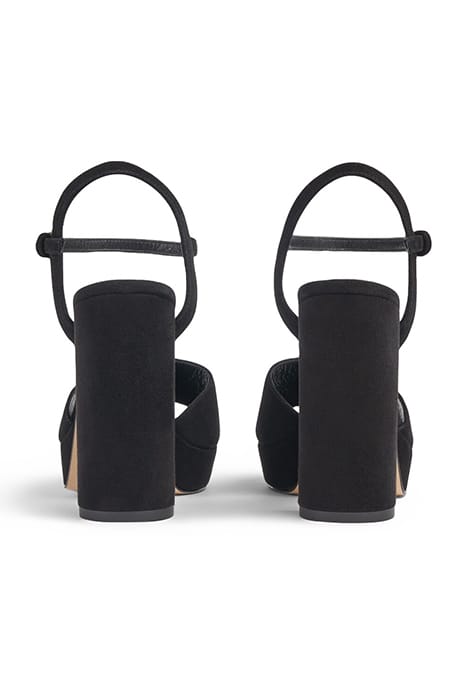 OLA BLACK 3
