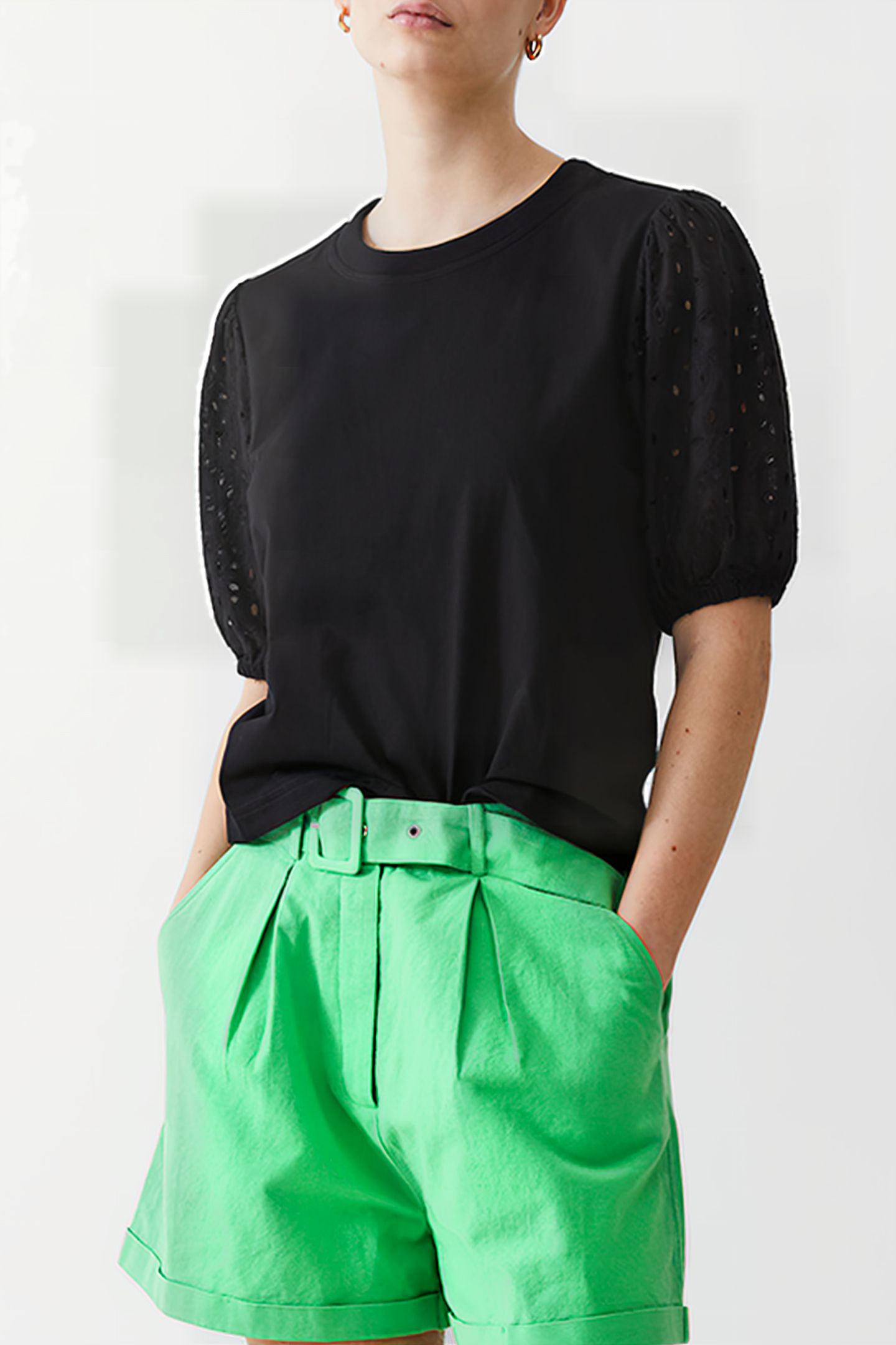 BRODERIE SLEEVE TOP BLACK 1