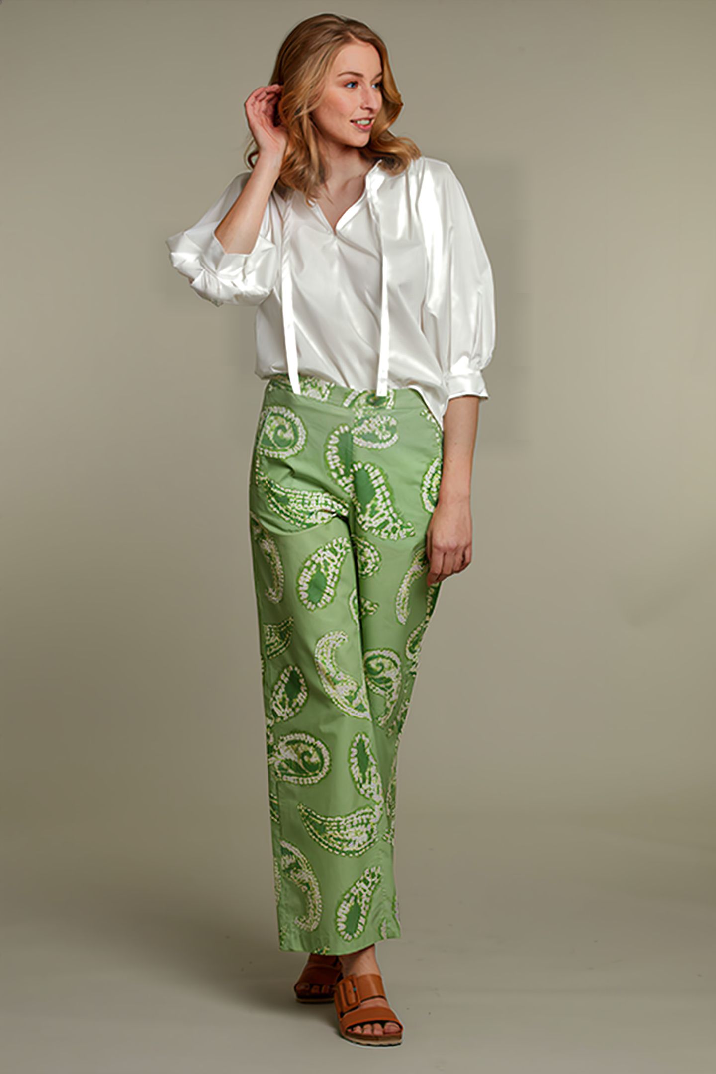GREEN PAISLEY PANTS 3