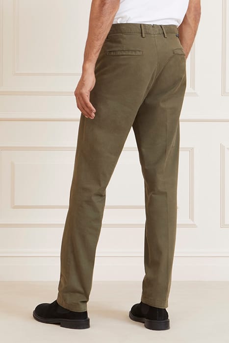 MARCIANO BY GUESS BEN URBAN CHINO OLIVE MORNING 2