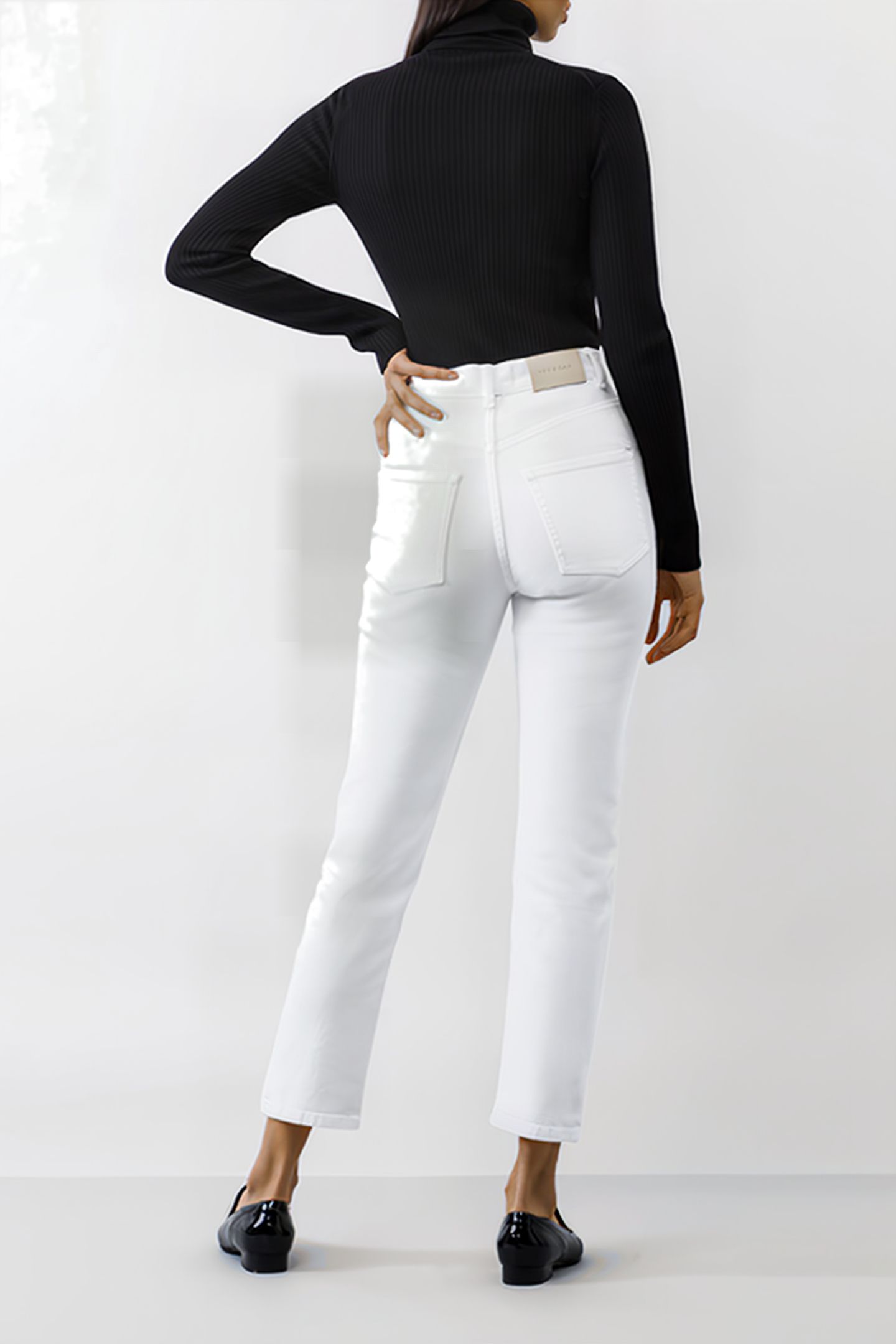 PEPA WHITE 2