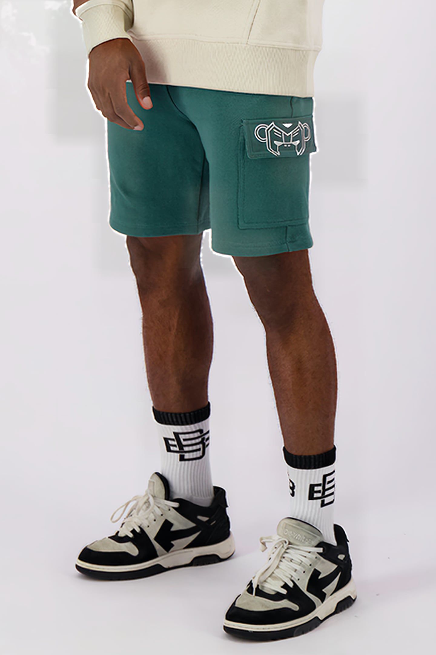 COMMANDER SWEATSHORTS GREEN 4