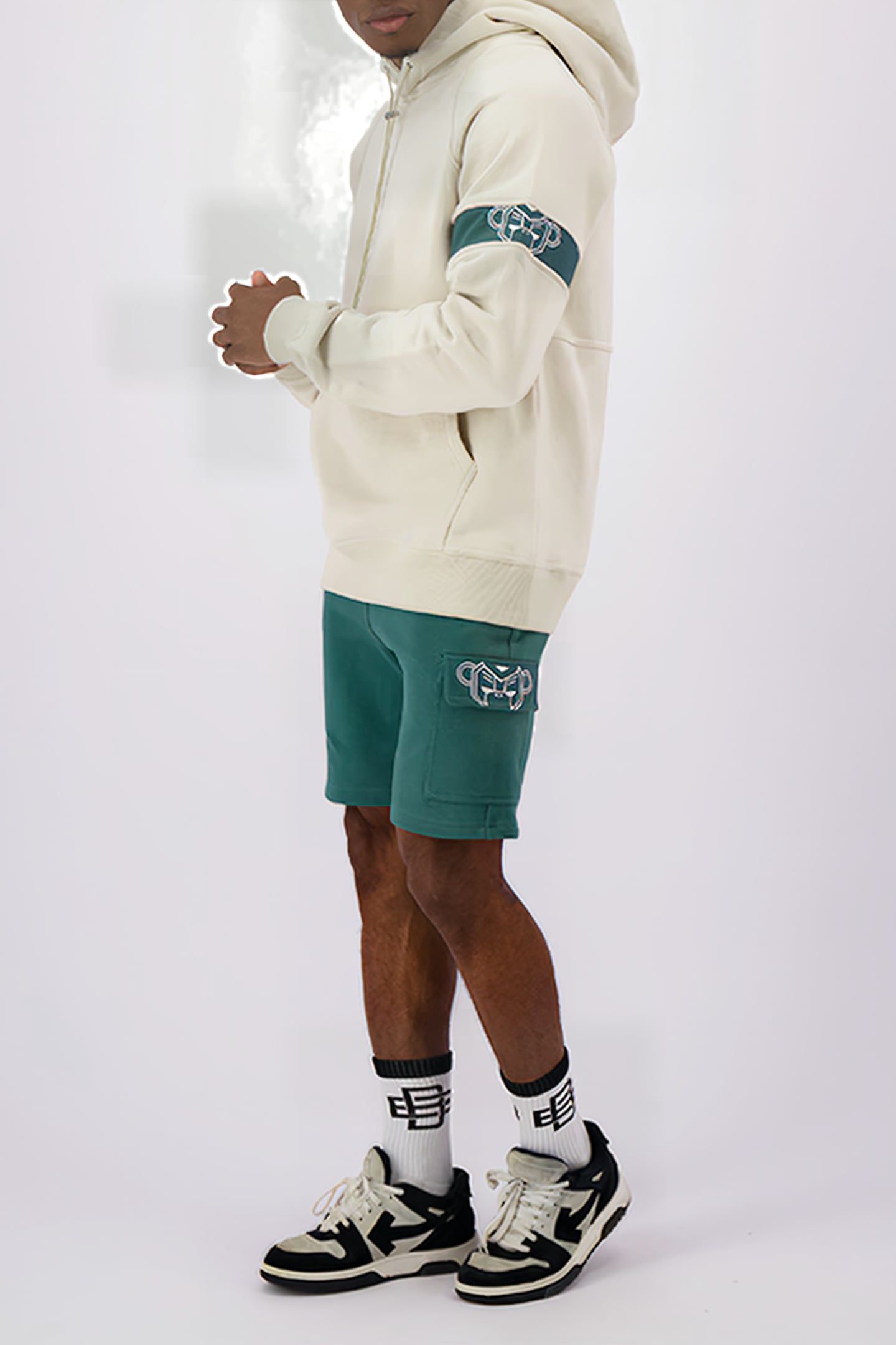 COMMANDER SWEATSHORTS GREEN 3