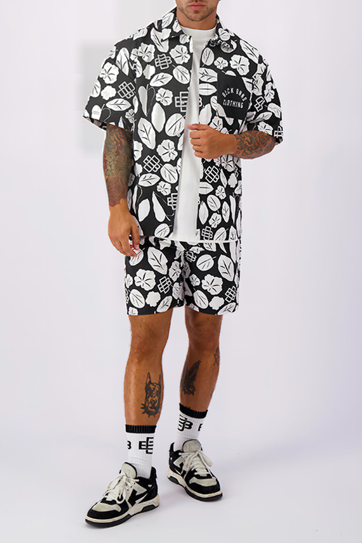 BOHEMIAN SHORTS BLACK/WHITE 2