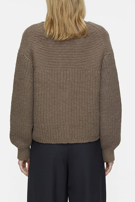 V CARDIGAN LONG SLEEVE OLD PINE 2