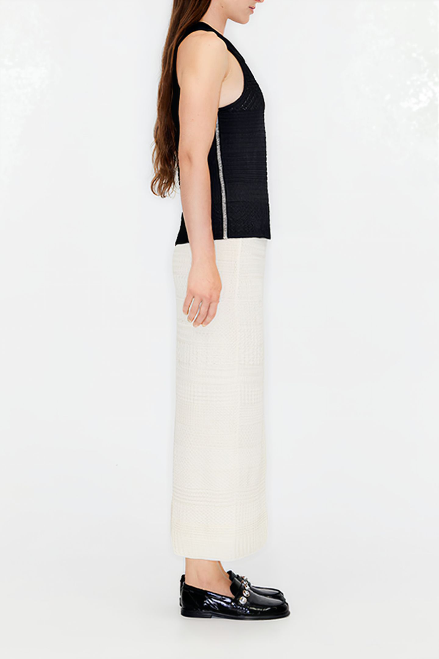 BLACK FITTED KNIT TOP 4