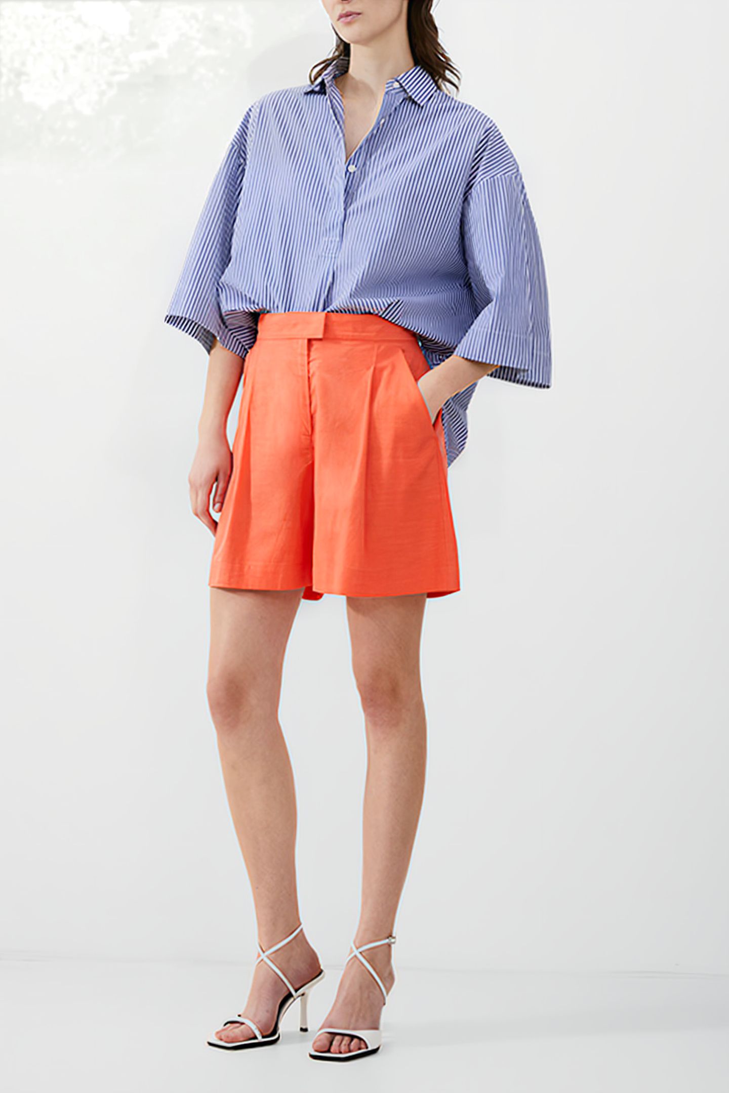 ALANIA CITY SHORT RED 9
