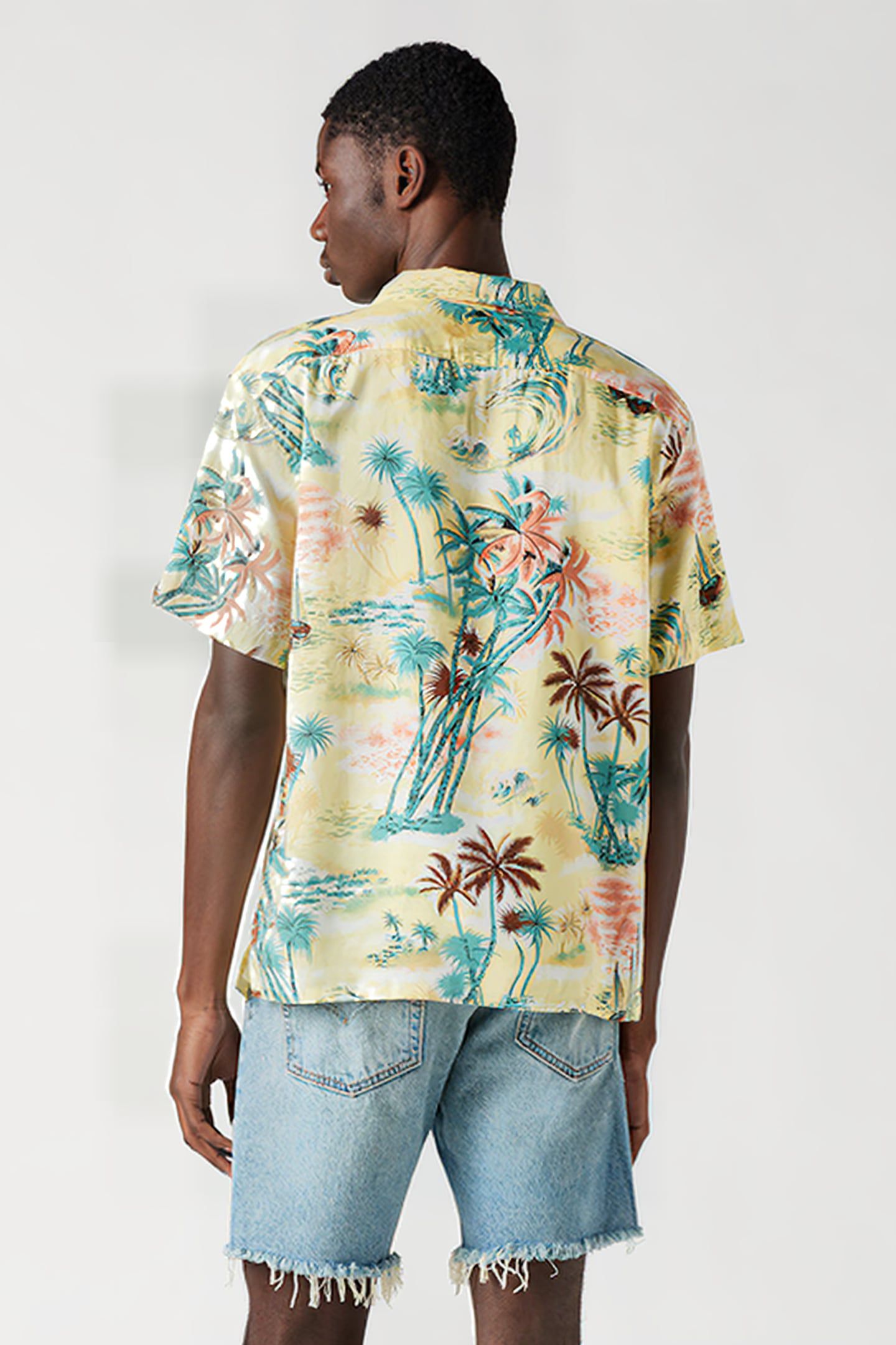 THE CASUAL SHIRT BEIGE 2