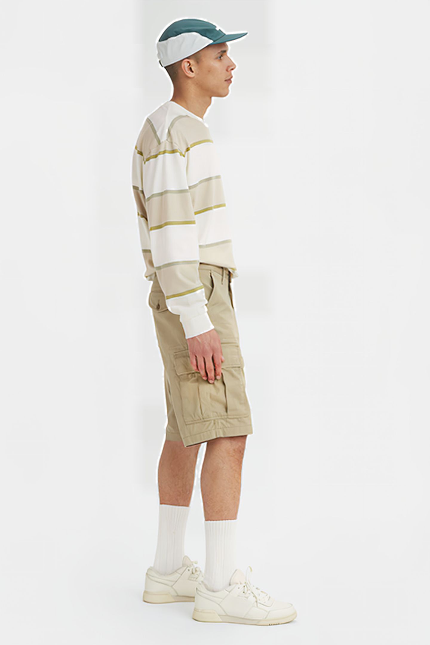 CARRIER SHORT BEIGE 3