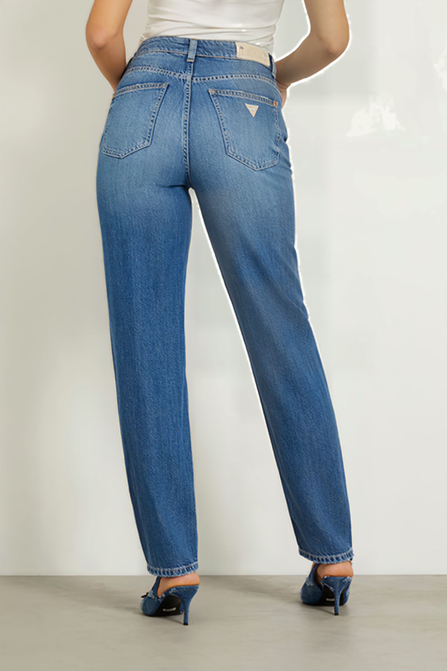 GUESS ECO MOM JEAN MARSEILLE 2