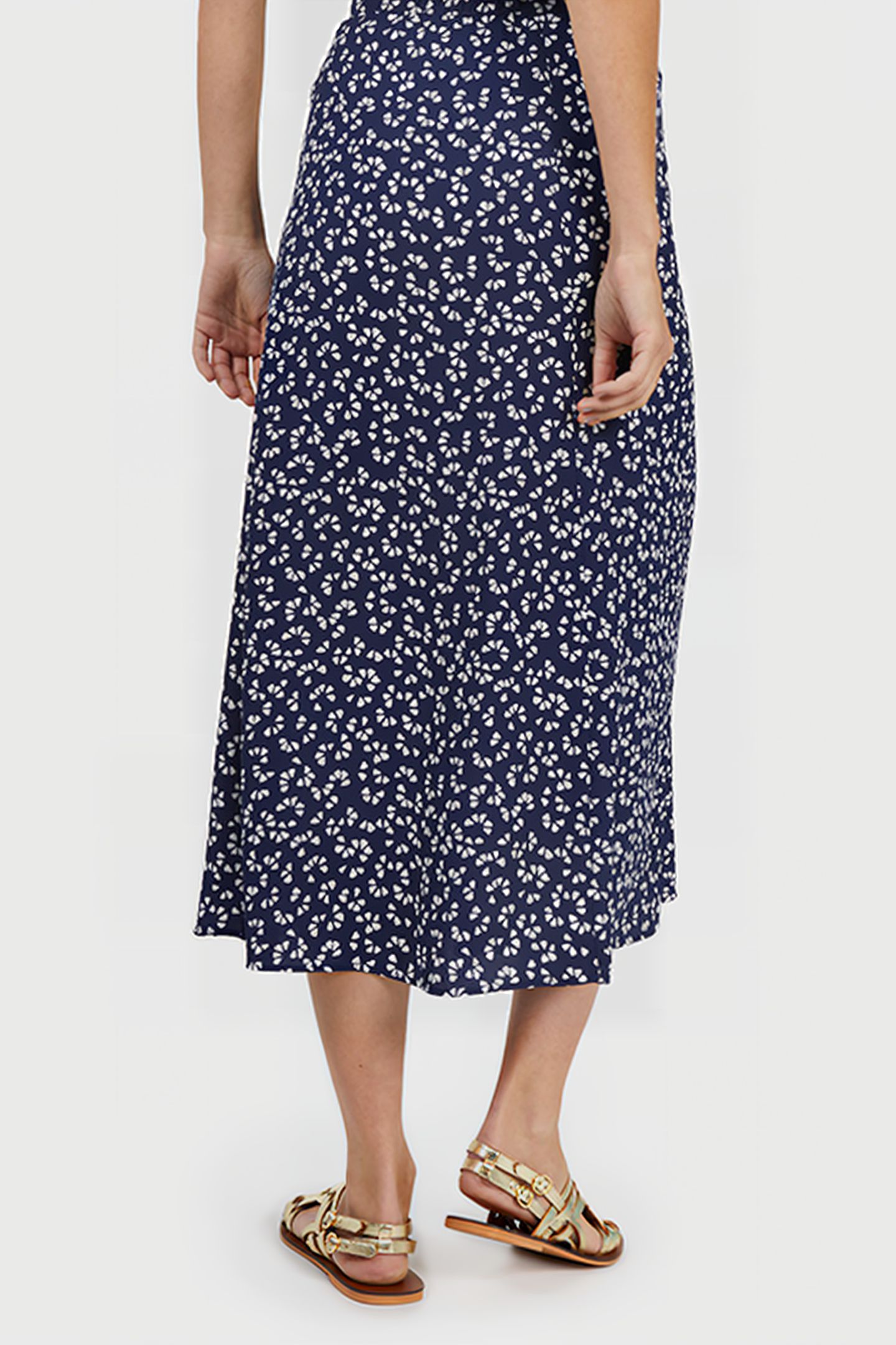 NAVY GRAPHIC PRINT LONG SKIRT 2