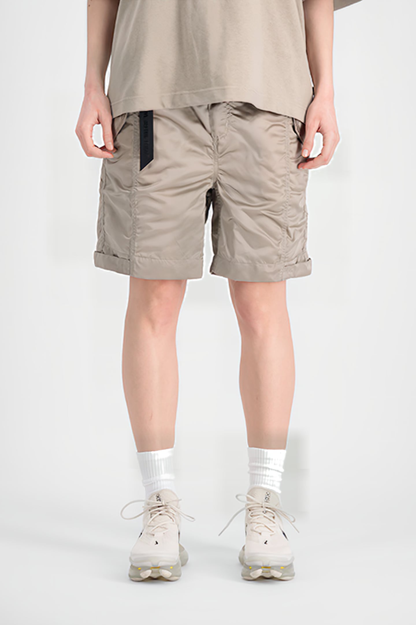 NYLON SHORT UV VINTAGE SAND 1
