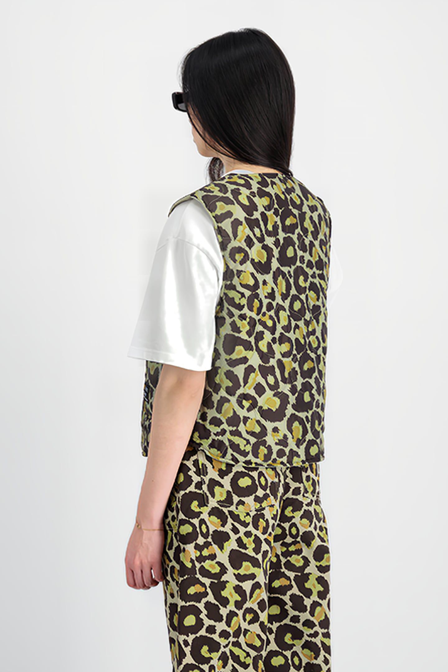 REVERSIBLE VEST CAMO OLIVE LEO CAMO 2