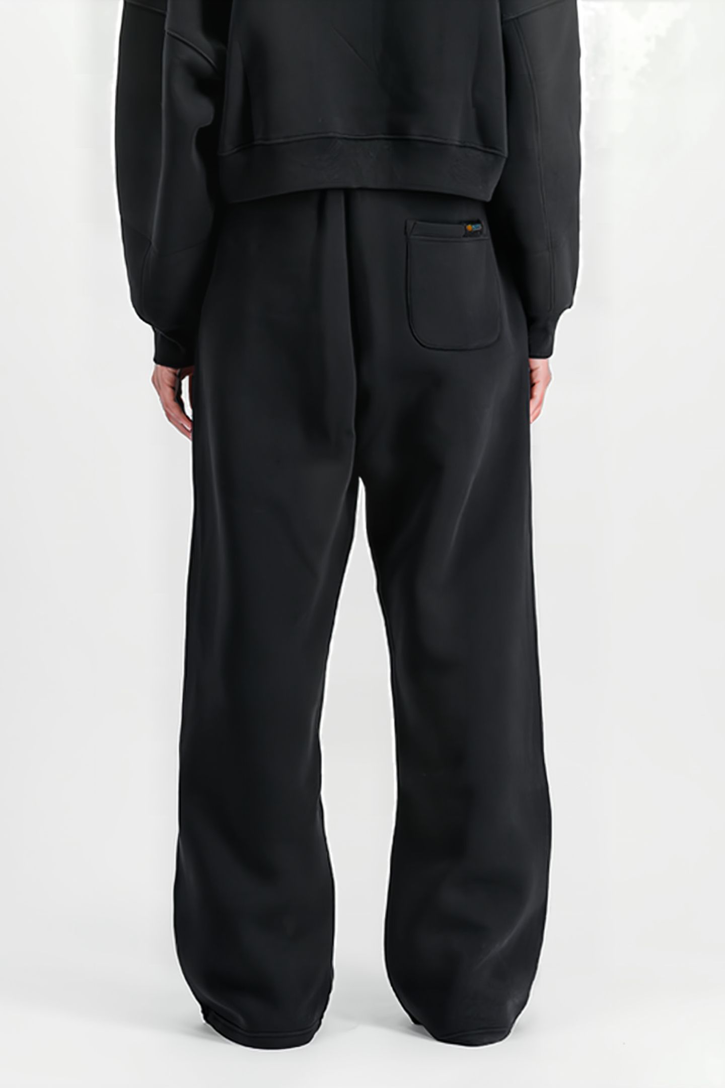 LOGO JOGGER BLACK 2