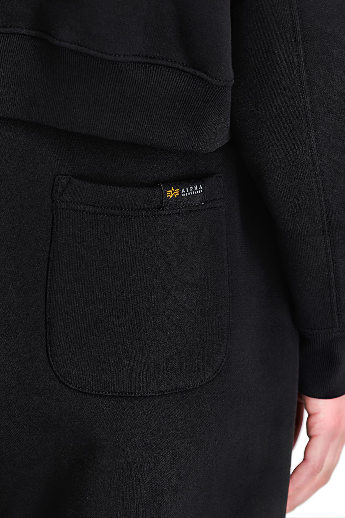 LOGO JOGGER BLACK 9