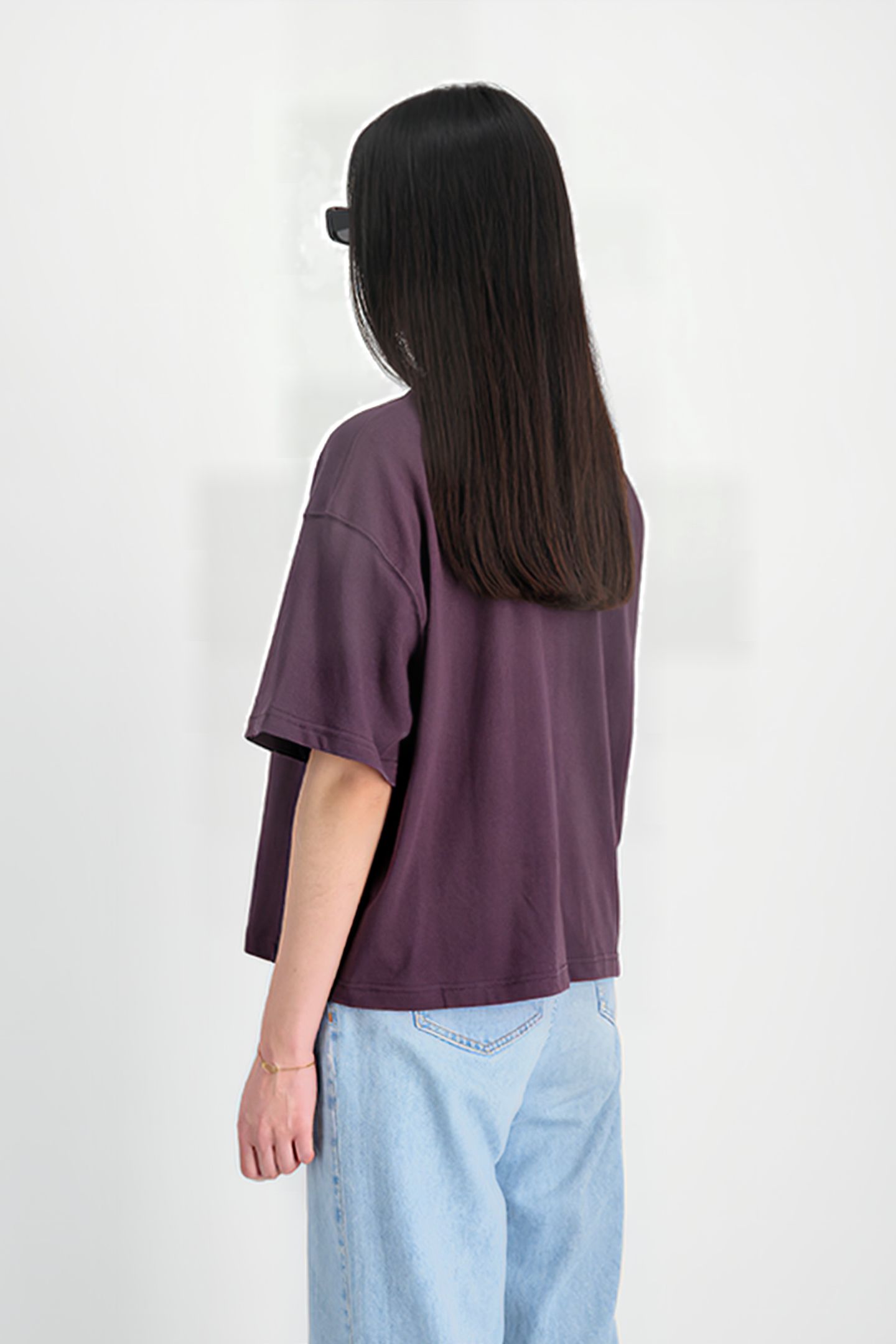 LOGO T PLUM 6