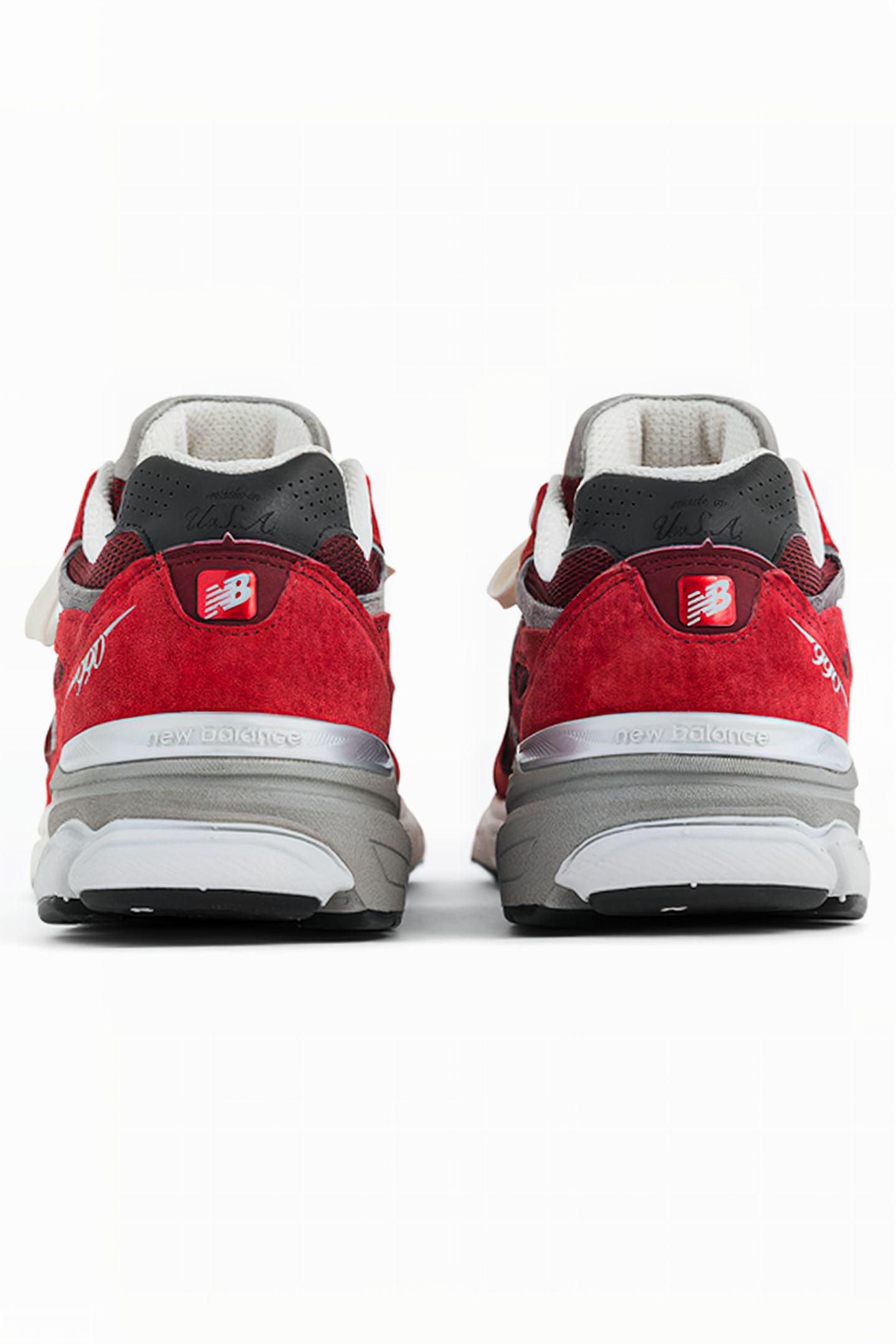 M990TF3 MADE IN USA SNEAKERS IN SCARLET 4