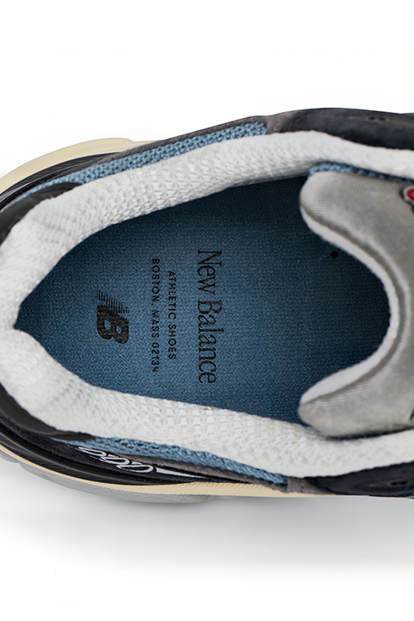 M990TE3 MADE IN USA SNEAKERS IN NAVY 9