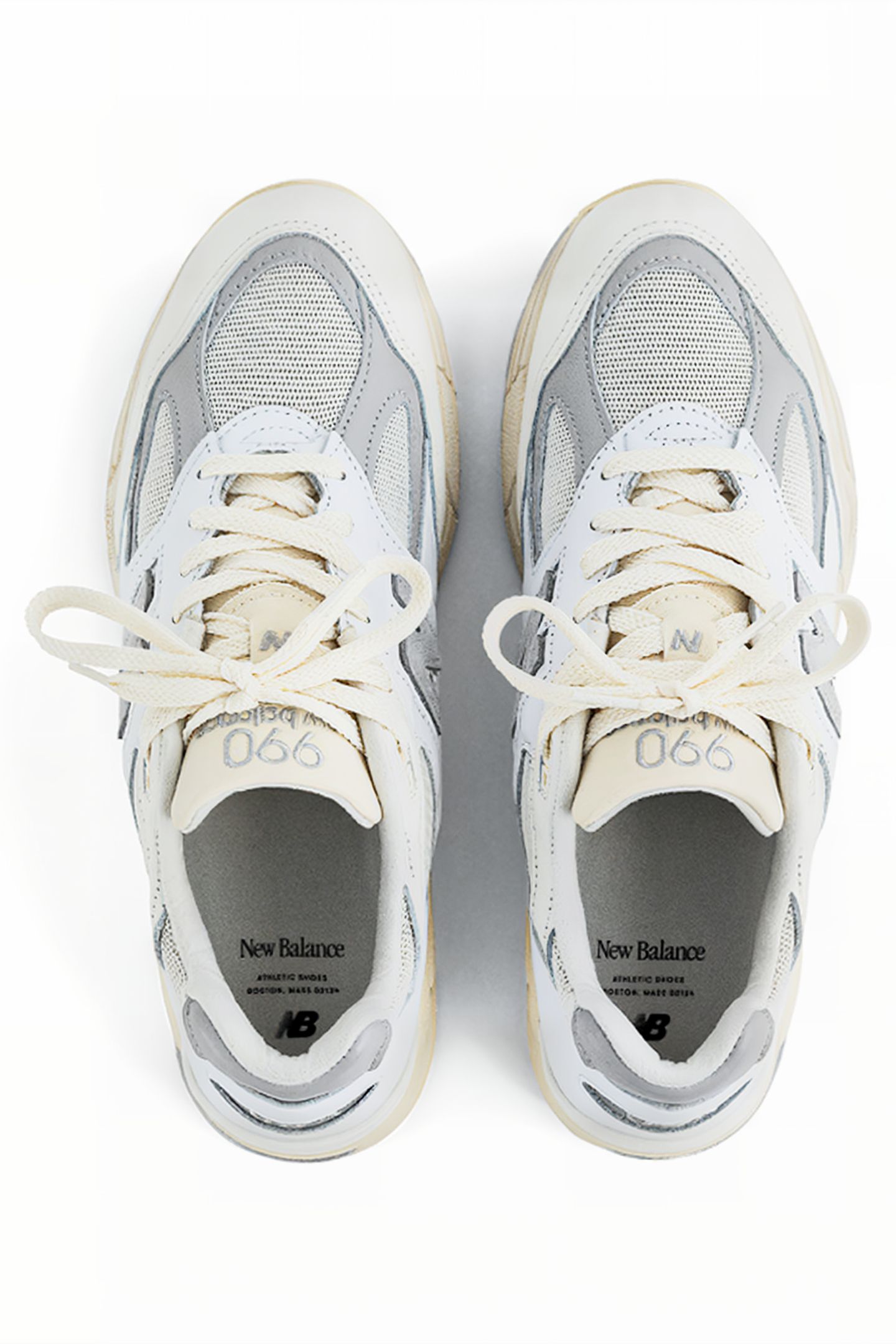 M990TC2 MADE IN USA SNEAKERS IN SEA SALT 3