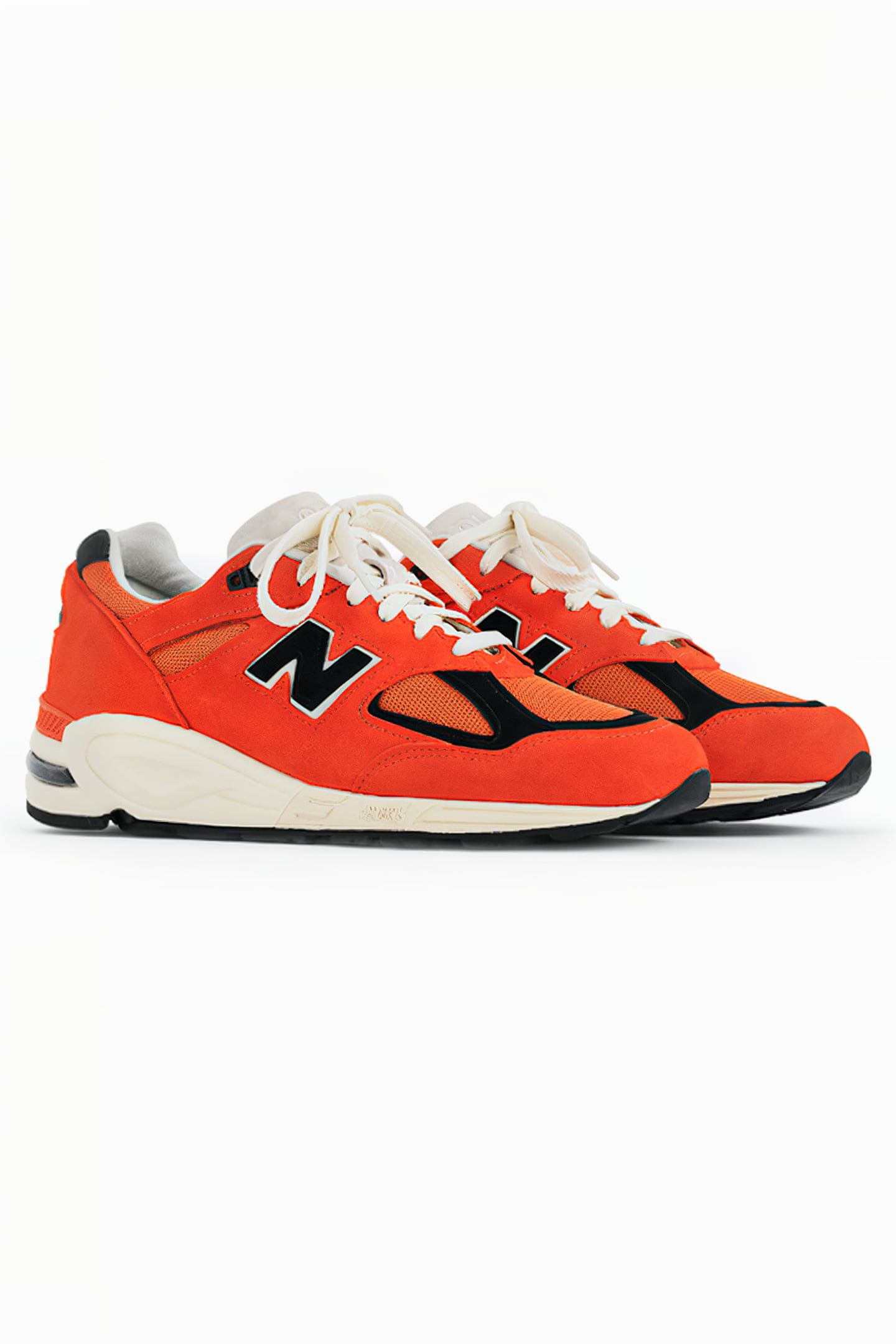 M990AI2 MADE IN USA SNEAKERS IN MARIGOLD 2